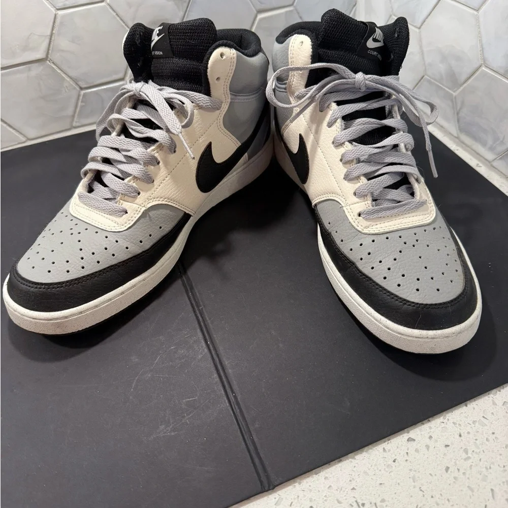 Size 10 - Men’s Nike Court Vision Next Nature Mid White Black Gray - Worn Once
